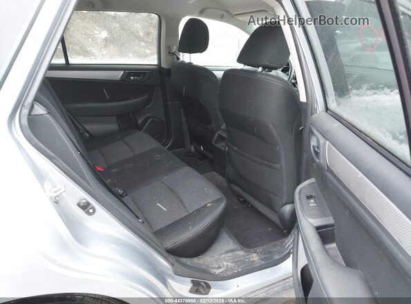 4S4BSAFC0H3322332 2017 SUBARU OUTBACK Silver Widok naklejki z numerem VIN