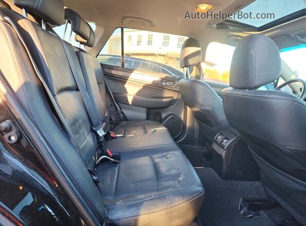 4S4BSANC1H3326536 2017 SUBARU OUTBACK Black უკანა სალონის ხედი