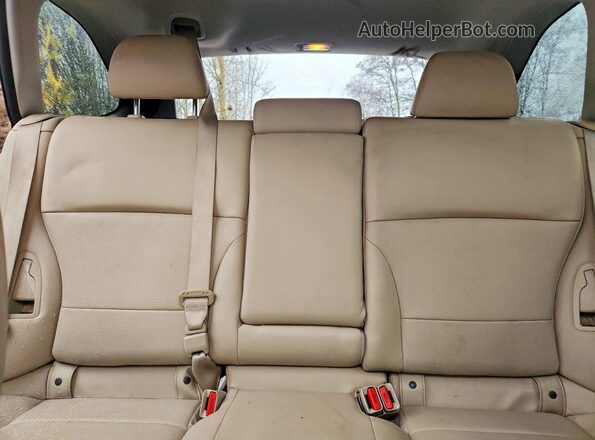 4S4BSANC5H3208859 2017 SUBARU OUTBACK Burgundy Widok tylnych siedzeń