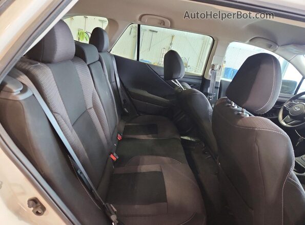 4S4BTAAC3N3124893 2022 SUBARU OUTBACK White Вид задньої частини салону