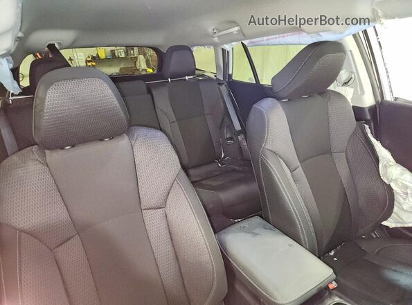 4S4BTADC0S3185190 2025 SUBARU OUTBACK White Widok tylnych siedzeń