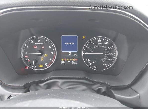 4S4BTADC9S3254197 2025 SUBARU OUTBACK Red უკანა სავარძლების ხედი