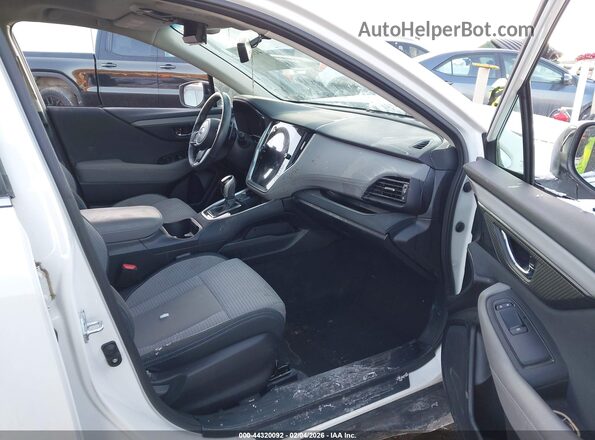 4S4BTAFC2N3236044 2022 SUBARU OUTBACK White Вид салону спереду