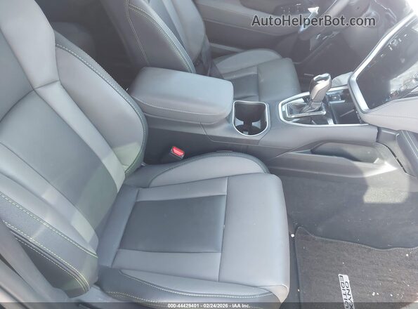 4S4BTALC2R3140196 2024 SUBARU OUTBACK Черный Вид салона спереди