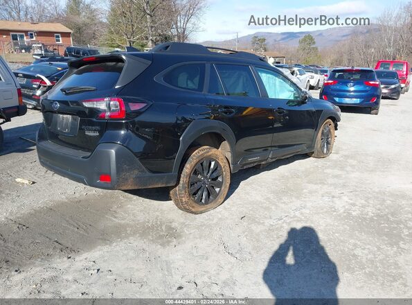 4S4BTALC2R3140196 2024 SUBARU OUTBACK Черный Задняя правая четверть