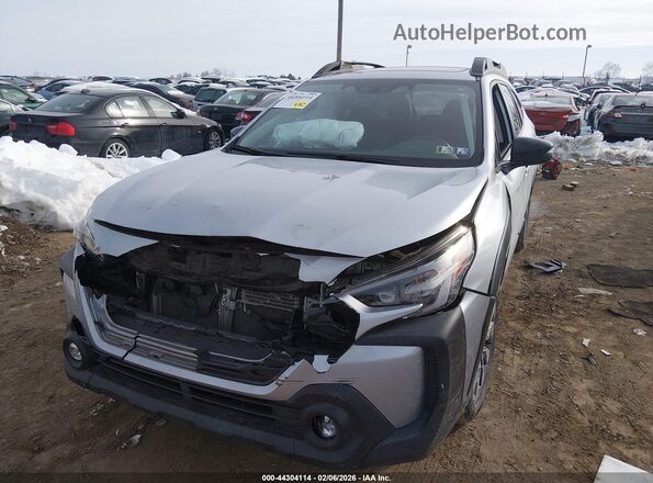 4S4BTALC2R3142398 2024 SUBARU OUTBACK Silver Widok z przodu