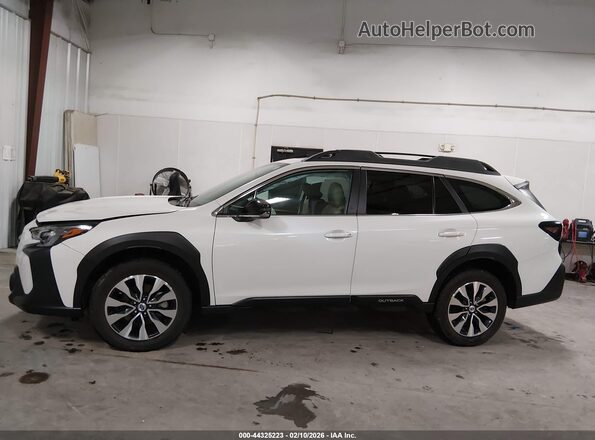 4S4BTANC7R3215004 2024 SUBARU OUTBACK White 