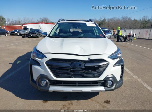 4S4BTGPD7R3266267 2024 SUBARU OUTBACK White Vista frontal