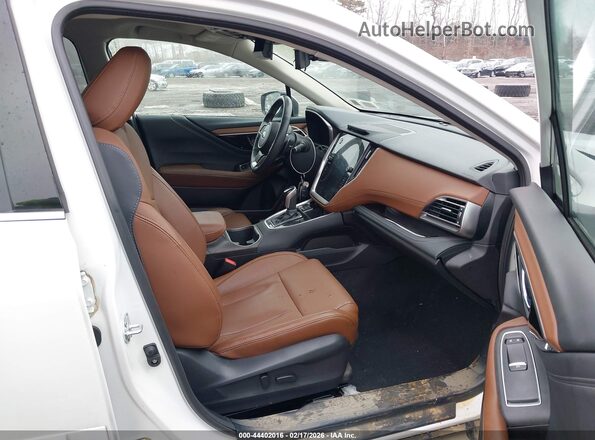 4S4BTGPD7R3275230 2024 SUBARU OUTBACK White Вид салону спереду