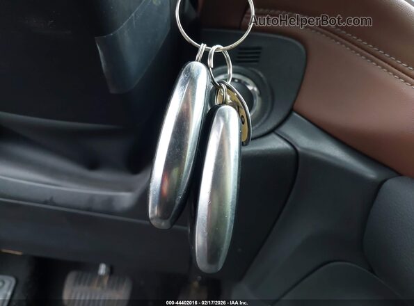 4S4BTGPD7R3275230 2024 SUBARU OUTBACK White Вид панелі приладів