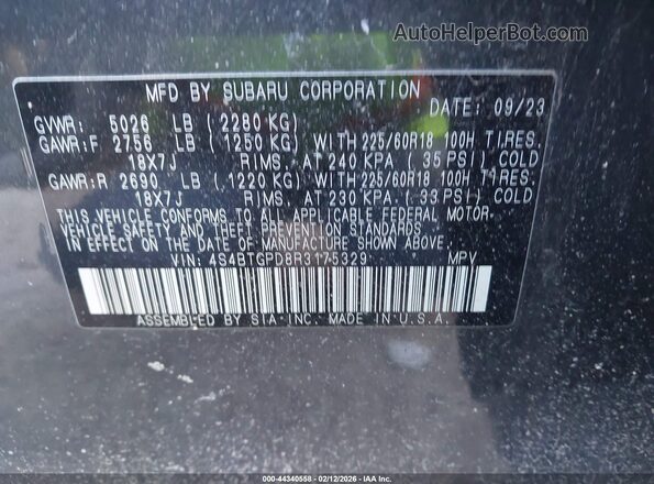 4S4BTGPD8R3175329 2024 SUBARU OUTBACK Blue ძრავის განყოფილების ხედი