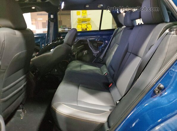 4S4BTGUD9R3237180 2024 SUBARU OUTBACK Blue Vista interior trasera