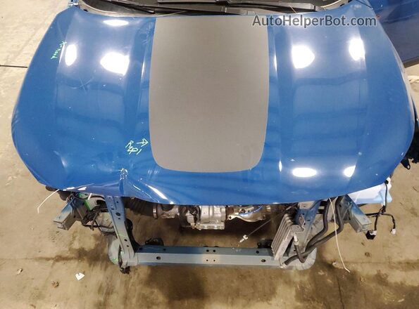 4S4BTGUD9R3237180 2024 SUBARU OUTBACK Blue Vista del compartimento del motor
