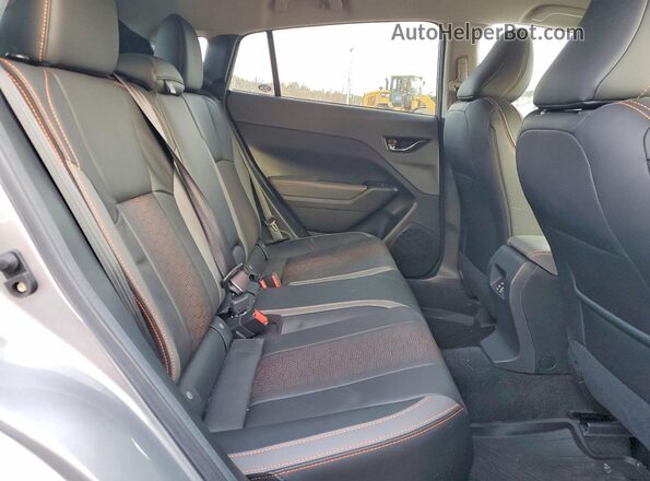 4S4GUHL63S3748983 2025 SUBARU CROSSTREK Silver Вид задньої частини салону