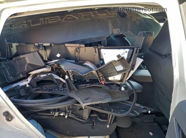 4S4GUHU65S3726482 2025 SUBARU CROSSTREK Белый Вид задних сидений