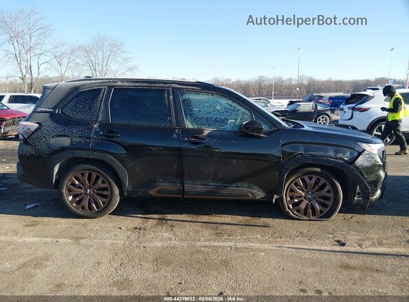 4S4SLDH67T3033074 2026 SUBARU FORESTER Black Rear interior view