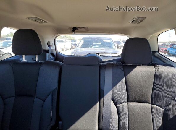 4S4WMAAD3S3407054 2025 SUBARU ASCENT Green Vista de los asientos traseros