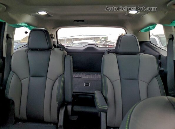 4S4WMAKD3R3428107 2024 SUBARU ASCENT Green 
