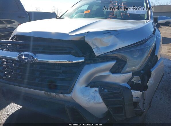 4S4WMAUD3P3464034 2023 SUBARU ASCENT Silver Front view