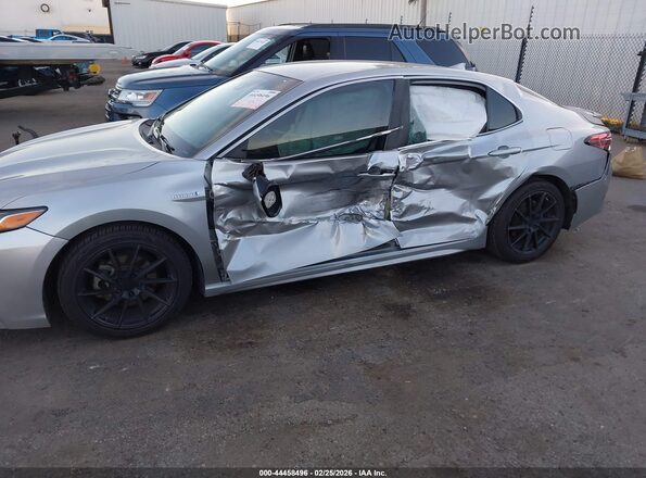 4T1B21HK9KU514161 2019 TOYOTA CAMRY HYBRID Silver 