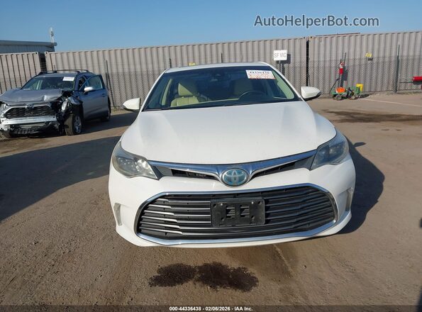 4T1BD1EB2GU051611 2016 TOYOTA LIMITED White ხელსაწყოთა პანელის ხედი
