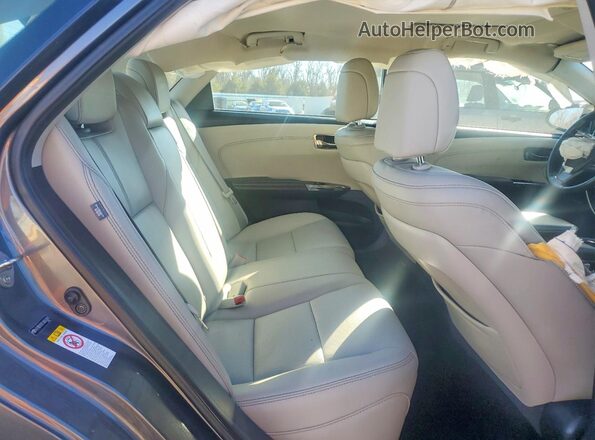 4T1BD1EB7JU063048 2018 TOYOTA AVALON Charcoal უკანა სავარძლების ხედი
