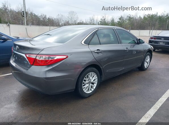 4T1BF1FK0HU800500 2017 TOYOTA LE Серый Задняя правая четверть
