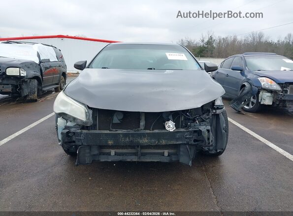 4T1BF1FK0HU800500 2017 TOYOTA LE Серый Вид задней части салона