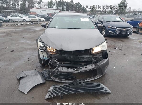 4T1BF1FK3GU567582 2016 TOYOTA LE Серый Вид задней части салона