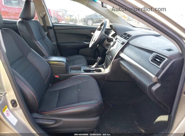 4T1BF1FK9HU339040 2017 TOYOTA CAMRY Серебряный 