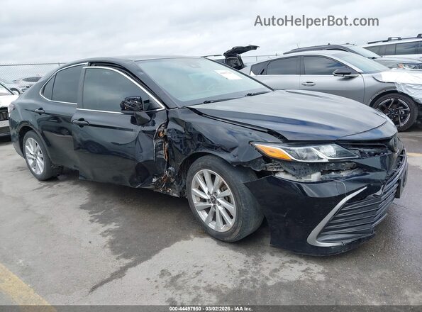 4T1C11AKXPU161745 2023 TOYOTA LE Black 