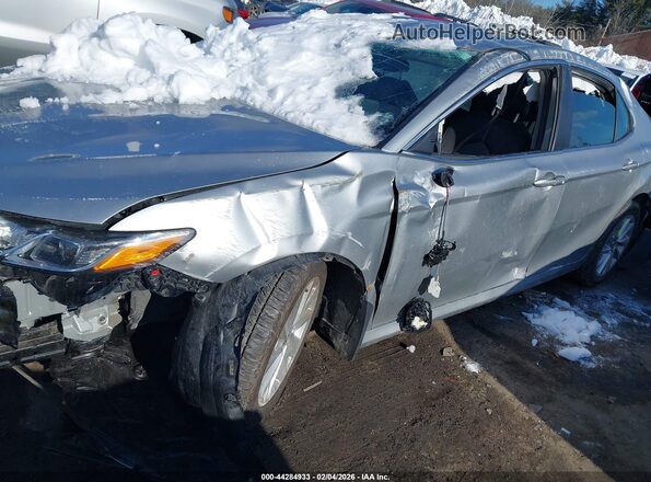 4T1C11BK5PU082739 2023 TOYOTA LE Silver Vista del cuadro de instrumentos