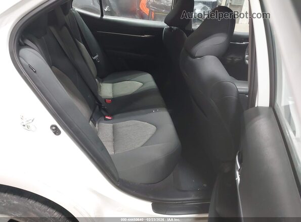 4T1C11BKXPU103990 2023 TOYOTA LE White Widok naklejki z numerem VIN