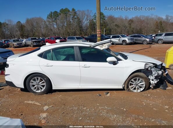 4T1DAACK1SU207912 2025 TOYOTA LE White Vista interior trasera