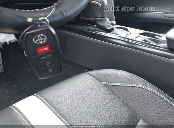 4T1DAACK1SU607470 2025 TOYOTA CAMRY Blue Dashboard view