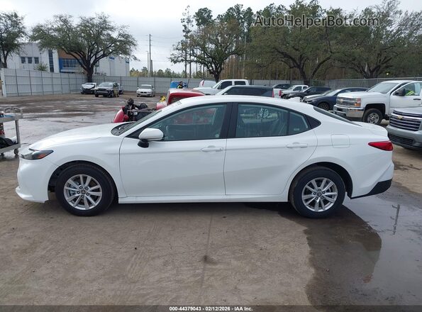 4T1DAACK2TU229838 2026 TOYOTA LE White Vista interior de 360 grados