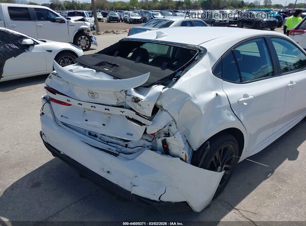 4T1DAACK3SU524011 2025 TOYOTA CAMRY Белый Вид спереди