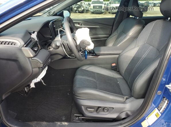 4T1DAACK6SU034565 2025 TOYOTA CAMRY Blue Widok wnętrza z przodu