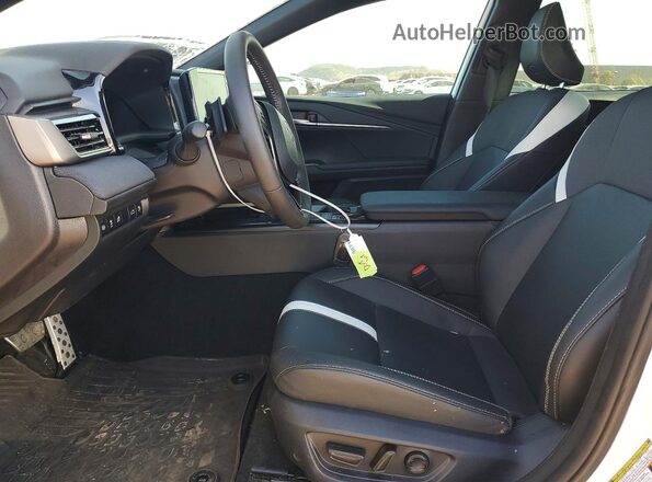 4T1DBADK3TU039350 2026 TOYOTA CAMRY White Widok wnętrza z przodu