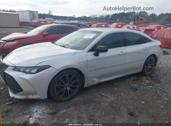 4T1EZ1FB6LU046032 2020 TOYOTA AVALON White Vista tres cuartos delantera izquierda