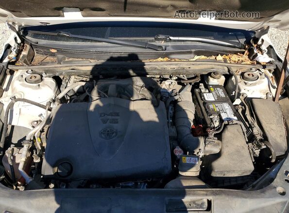 4T1EZ1FBXMU058735 2021 TOYOTA AVALON White Vista interior trasera