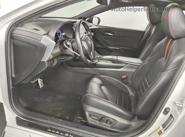 4T1FZ1FB4MU062218 2021 TOYOTA AVALON Gray Widok wnętrza z przodu