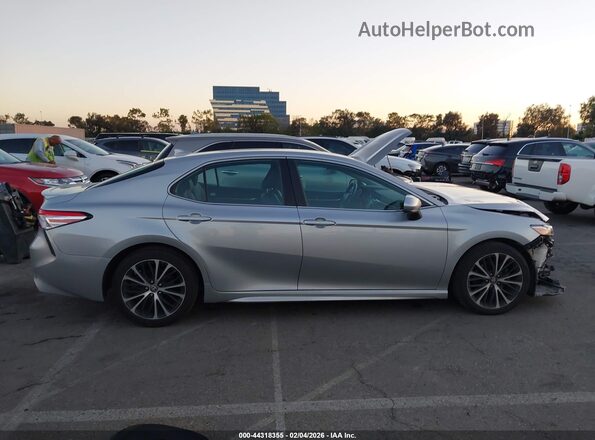 4T1G11AK0LU989749 2020 TOYOTA CAMRY Silver 