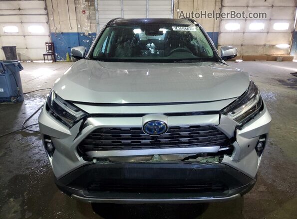4T3D6RFV0NU091751 2022 TOYOTA LIMITED Silver 360 interior view