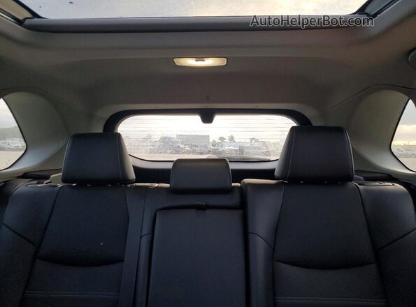 4T3D6RFVXPU121857 2023 TOYOTA LIMITED White Rear seats view