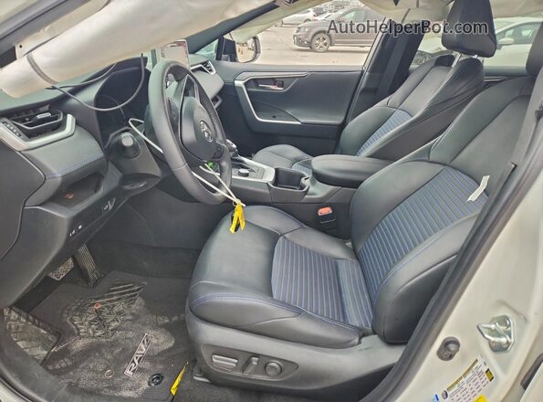 4T3E6RFV4NU099291 2022 TOYOTA RAV4 White Front interior view