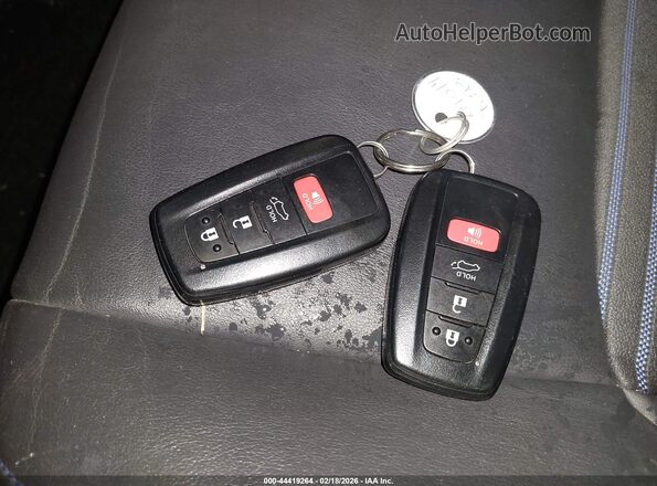 4T3E6RFV9MU041157 2021 TOYOTA RAV4 HYBRID White Առջևի վահանակի տեսք