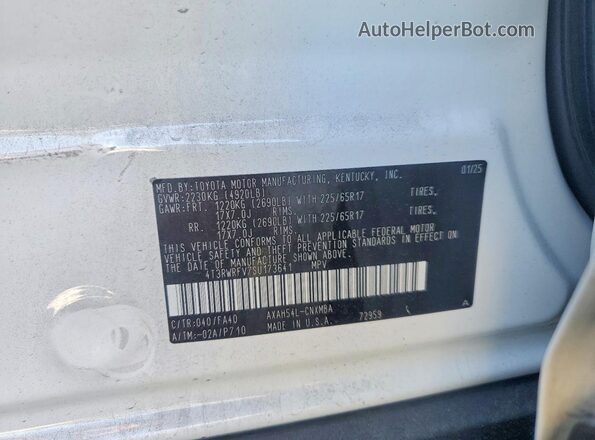 4T3RWRFV7SU173641 2025 TOYOTA LE White სალონის 360-გრადუსიანი ხედი
