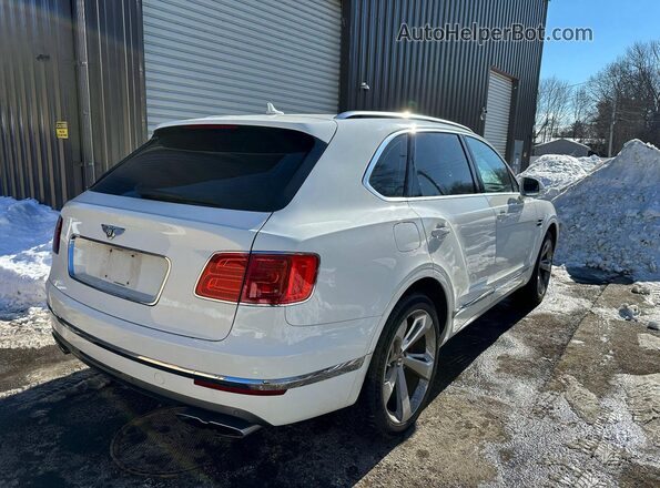 SJAAM2ZV1KC026676 2019 BENTLEY BENTAYGA White წინა ხედი