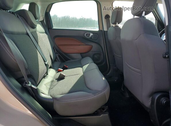 ZFBCFADH6GZ037788 2016 FIAT 500L Tan უკანა სალონის ხედი